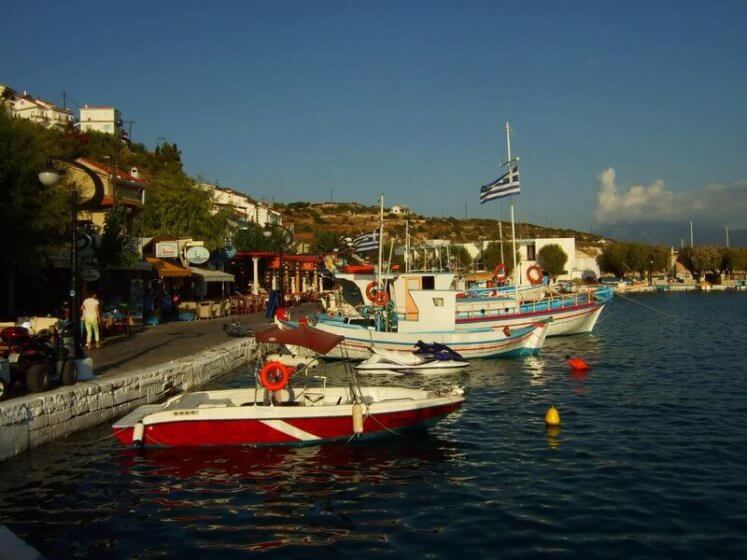 Dodekanes und Kykladen -Hafen Pythagoreion auf Samos