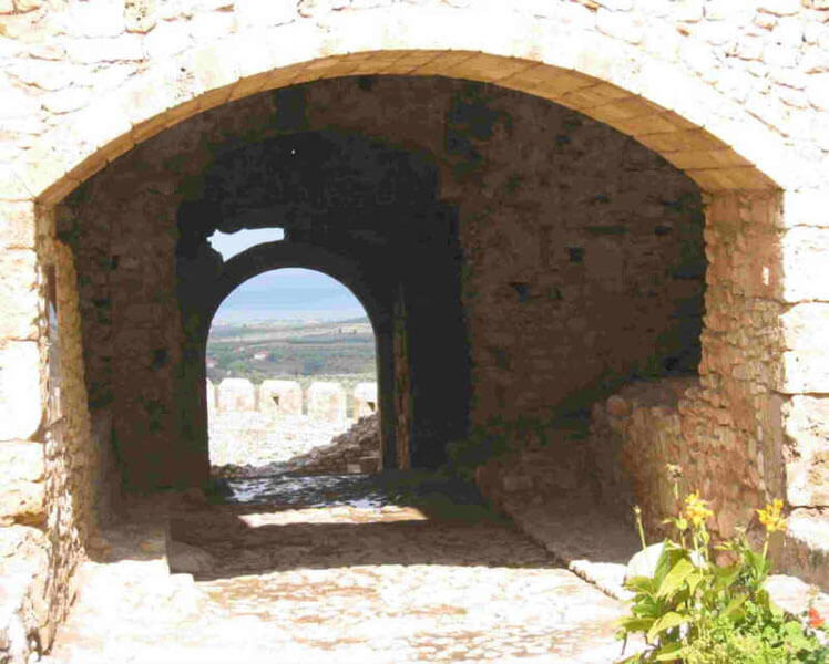 Burganlagen auf dem Peloponnes