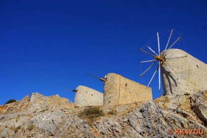 Lassithi Hochebene -Windmühlen am Pass von Ambelos