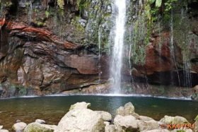 Levada Wanderung im Naturschutzgebiet Rabaçal -25 Quellen (Fontes)