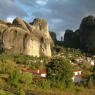 Meteora Klöster: Blick vom Dupiani House auf die Klöster