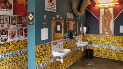Herrentoilette, Finger weg von Pandora's Box