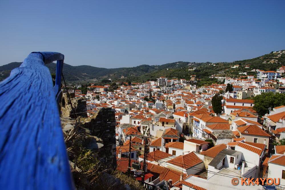 Über den Dächern von Skopelos
