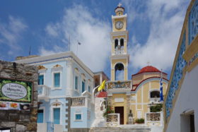 Karpathos -Campanile der Dorfkirche von Olymbos